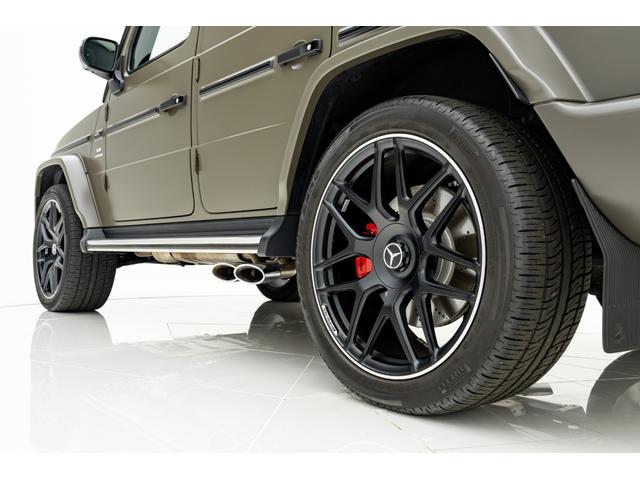Gクラス G63 マヌファクトゥーアエディション 300台限定特別仕様車 専用ボディカラー マグノダークオリーブグリーン(マットペイント) AMGナイトPKG AMGレザーエクスクルーシブPKG 22インチAMG鍛造アルミホイール(14枚目)