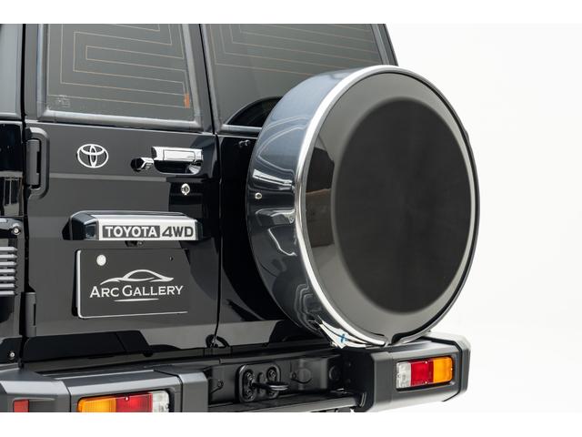 ランドクルーザー７０ ＡＸ　モデリスタ１８インチＡＷ　ＪＡＯＳフロントバンパーガーニッシュ／Ｆ＆Ｒアンダーカバー　カーセキュリティ（Ｇｒｇｏ－ＺＶＩＩ）　ベーシックナビ（ＮＭＺＫ－Ｗ７３Ｄ）　サイドバイザー　フロアマット（15枚目）