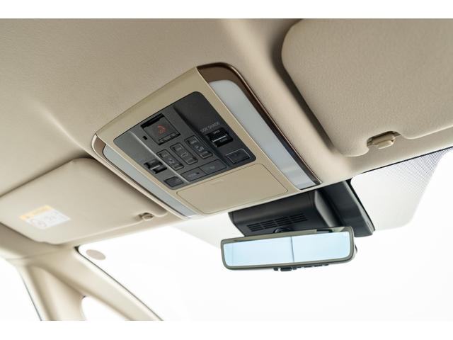 アルファードハイブリッド エグゼクティブラウンジ　ＭＣ後モデル　プレミアムナッパ本革（ニュートラルベージュ）　ユニバーサルステップ　寒冷地仕様　純正フロアマットセット　１４インチリヤシートエンターテインメントシステム　ＪＢＬプレミアムサウンドシステム（30枚目）