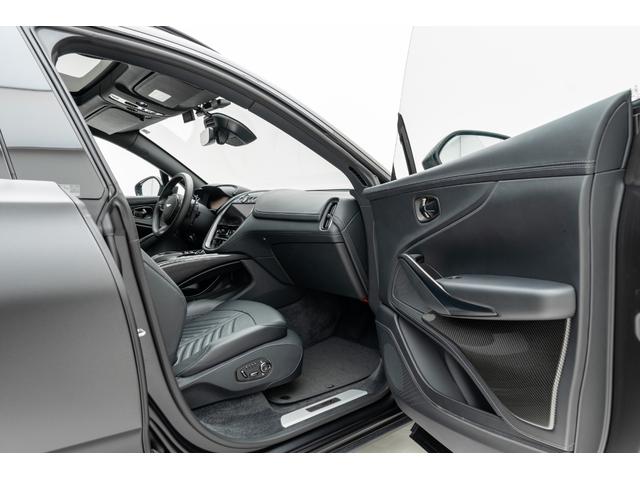 DBX 707 カーボンファイバーエクステリア パノラミックサンルーフ 23インチAW ドライブレコーダー レーダー探知機(29枚目)