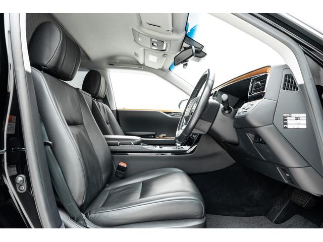 センチュリー ベースグレード 本革仕様(ブラック) 本杢加飾 タモ杢(ブラウン) 読書灯 純正フロアマット(プレステージタイプ) 純正サイドバイザー 純正18インチAW スペアタイヤ ドライブレコーダー(前後方)(18枚目)