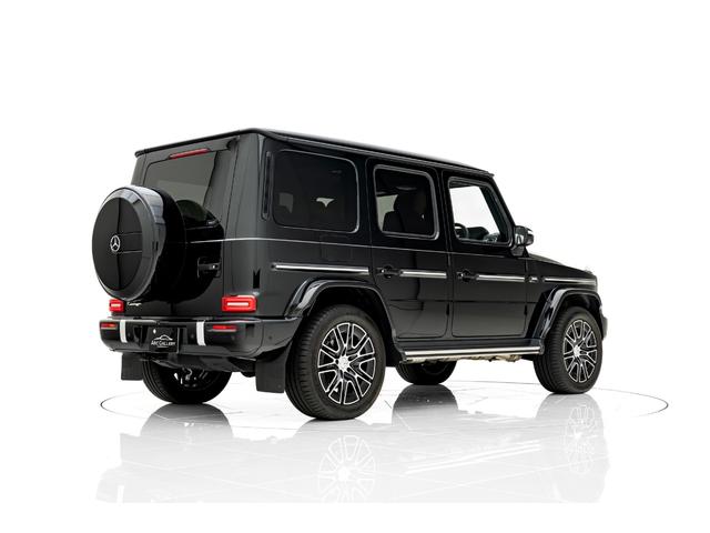 Gクラス G450d AMGラインパッケージ マヌファクトゥーアプログラムプラス カタラーナベージュインテリア ボディ同色スペアタイヤリング オープンポアグレイオークウッドインテリア デジタルルームミラー9.3型(ドライブレコーダー付き)(7枚目)