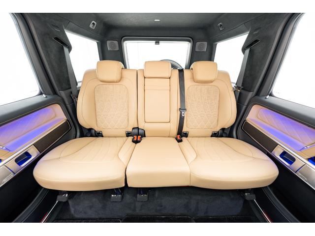 Gクラス G450d AMGラインパッケージ マヌファクトゥーアプログラムプラス カタラーナベージュインテリア ボディ同色スペアタイヤリング オープンポアグレイオークウッドインテリア デジタルルームミラー9.3型(ドライブレコーダー付き)(34枚目)