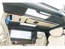 エグゼクティブラウンジ　ＭＣ後モデル　プレミアムナッパ本革（ニュートラルベージュ）　ユニバーサルステップ　寒冷地仕様　純正フロアマットセット　１４インチリヤシートエンターテインメントシステム　ＪＢＬプレミアムサウンドシステム（38枚目）
