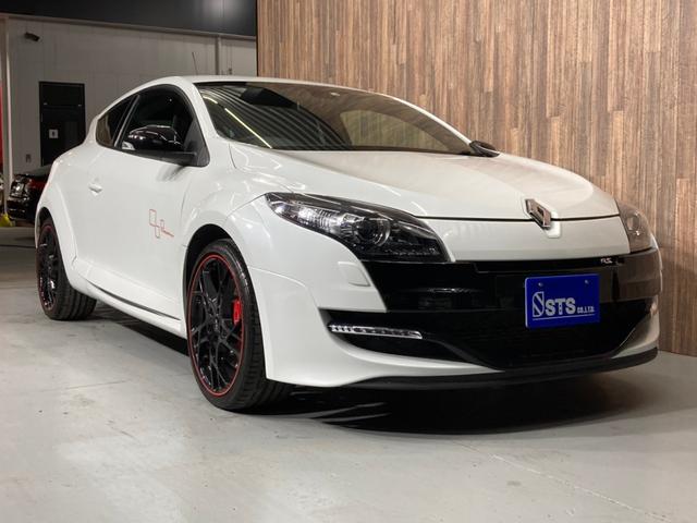 ルノー スポール トロフィー レカロシート ブレンボキャリパー イエローカラーシートベルト 19インチアルミホイール プッシュスタート HID ETC バックカメラ(13枚目)