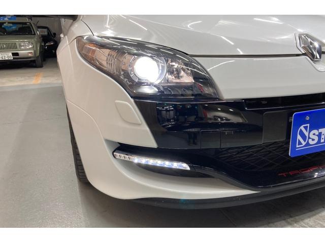 ルノー スポール トロフィー レカロシート ブレンボキャリパー イエローカラーシートベルト 19インチアルミホイール プッシュスタート HID ETC バックカメラ(16枚目)