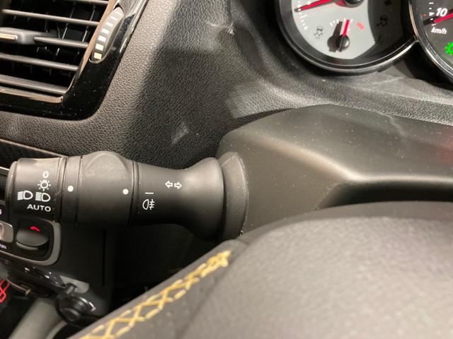 ルノー スポール トロフィー レカロシート ブレンボキャリパー イエローカラーシートベルト 19インチアルミホイール プッシュスタート HID ETC バックカメラ(30枚目)