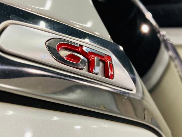 GTi アクティビティブレーキ・OZ17アルミホイール・ETC付き・ハーフレザーシート・6速MT(20枚目)
