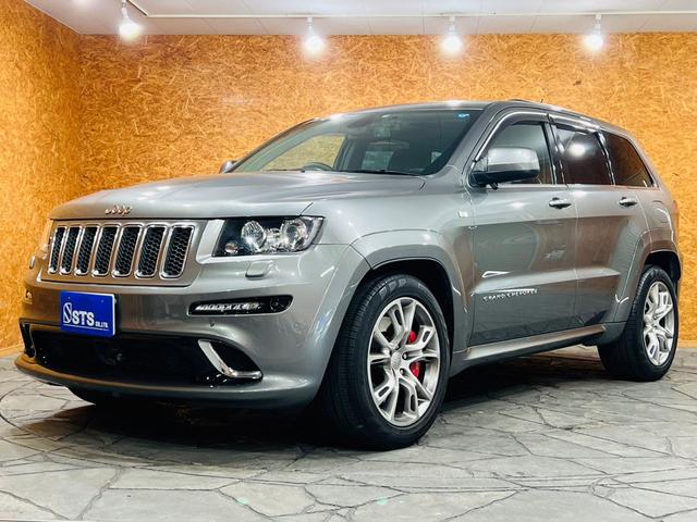 SRT8 サンルーフ BILSTEINアダブティブサス 純正AW ハーフレザー シートヒータ・クーラ ALPINEナビ・TV F・S・Bモニター BT接続 ALPINEプレミアムサウンドシステム ソナー ETC(15枚目)