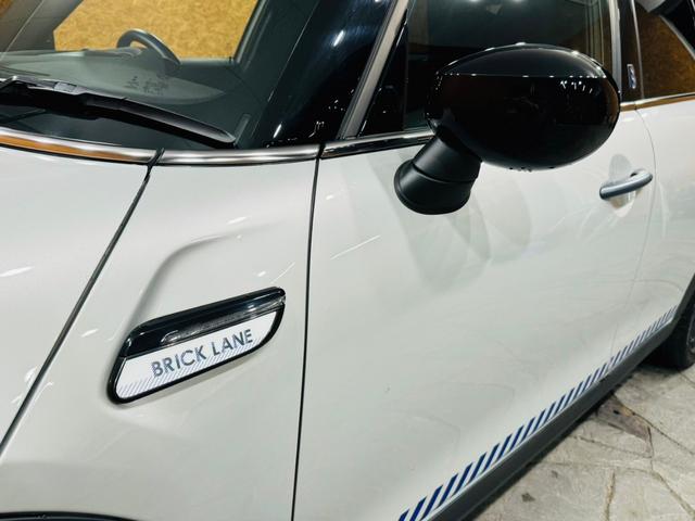 ＭＩＮＩ クーパーＤ　ブリック・レーン・エディション　ユーザー直接買取　ワンオーナー　限定車　ＬＥＤヘッドライト　純正１７インチＡＷ　フローティングホイールキャップ　衝突軽減ブレーキ　ブラックレザーシート　ドラレコ前後　アンビエントライト　純正ＨＤＤナビ（18枚目）
