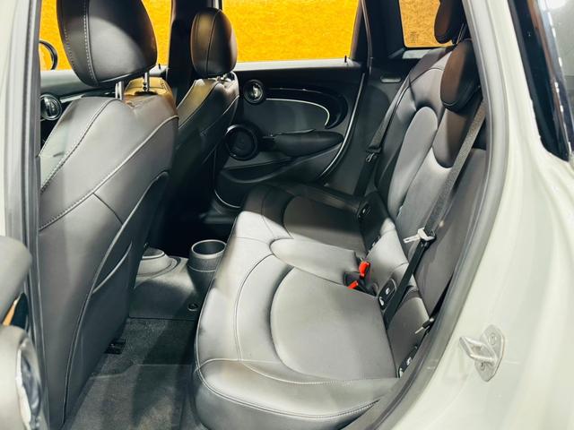 ＭＩＮＩ クーパーＤ　ブリック・レーン・エディション　ユーザー直接買取　ワンオーナー　限定車　ＬＥＤヘッドライト　純正１７インチＡＷ　フローティングホイールキャップ　衝突軽減ブレーキ　ブラックレザーシート　ドラレコ前後　アンビエントライト　純正ＨＤＤナビ（26枚目）