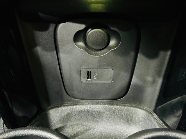ＭＩＮＩ クーパーＤ　ブリック・レーン・エディション　ユーザー直接買取　ワンオーナー　限定車　ＬＥＤヘッドライト　純正１７インチＡＷ　フローティングホイールキャップ　衝突軽減ブレーキ　ブラックレザーシート　ドラレコ前後　アンビエントライト　純正ＨＤＤナビ（44枚目）