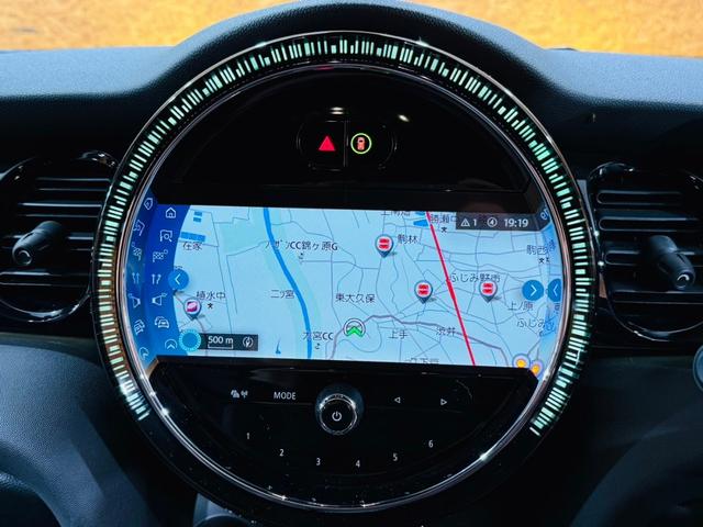 ＭＩＮＩ クーパーＤ　ブリック・レーン・エディション　ユーザー直接買取　ワンオーナー　限定車　ＬＥＤヘッドライト　純正１７インチＡＷ　フローティングホイールキャップ　衝突軽減ブレーキ　ブラックレザーシート　ドラレコ前後　アンビエントライト　純正ＨＤＤナビ（49枚目）