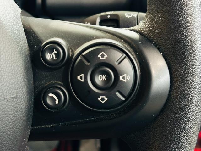 ＭＩＮＩ ヴィクトリア　白センターストライプ　純正ナビ　Ｂｌｕｅｔｏｏｔｈ　バックカメラ　純正１５インチＡＷ　ユニオンジャックテールライト　ＬＥＤヘッドライト　フォグランプ　ドラレコ　スマートキー　ＥＴＣ　走行１．３万キロ台（25枚目）