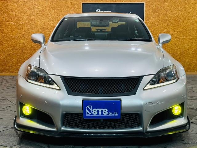 ＩＳ Ｆ ベースグレード　ムーンルーフ　社外グリル　フロントリップ　フェンダーダクト　車高調　ＳＳＲ１９インチＡＷ　テール寒冷地仕様　革シート　シートヒーター　純正ナビ　バックモニター　デジタルインナーミラー　ドラレコ　ＥＴＣ（8枚目）