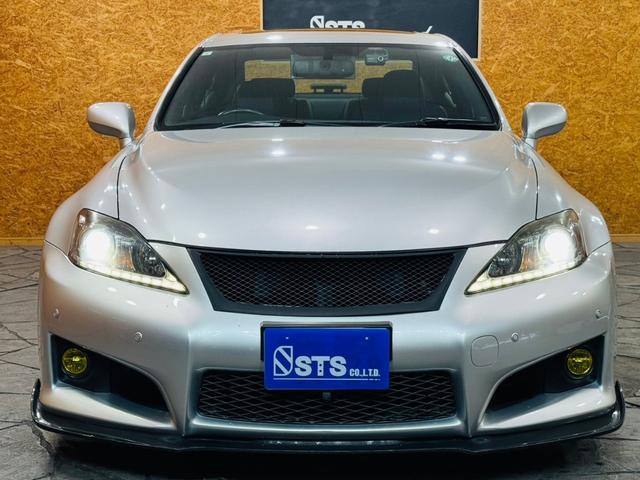 ＩＳ Ｆ ベースグレード　ムーンルーフ　社外グリル　フロントリップ　フェンダーダクト　車高調　ＳＳＲ１９インチＡＷ　テール寒冷地仕様　革シート　シートヒーター　純正ナビ　バックモニター　デジタルインナーミラー　ドラレコ　ＥＴＣ（9枚目）