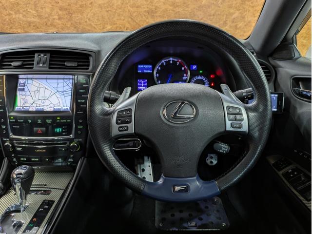 ＩＳ Ｆ ベースグレード　ムーンルーフ　社外グリル　フロントリップ　フェンダーダクト　車高調　ＳＳＲ１９インチＡＷ　テール寒冷地仕様　革シート　シートヒーター　純正ナビ　バックモニター　デジタルインナーミラー　ドラレコ　ＥＴＣ（27枚目）