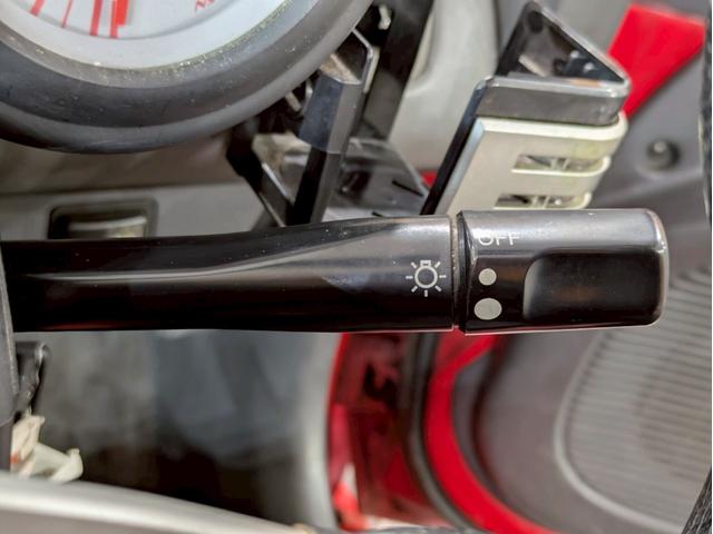 ビート ベースグレード　ユーザー様直接仕入　無限フルエアロ　リアウイング　タワーバー　ＴｅａｍＳｐａｒｃｏ１４インチアルミ　ＨＩＤライト　フォグランプ　シートカバー　ｍｏｍｏステアリング　レーダー探知機　実走行７．８万キロ台（34枚目）