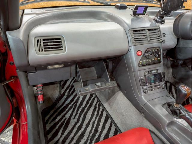 ビート ベースグレード　ユーザー様直接仕入　無限フルエアロ　リアウイング　タワーバー　ＴｅａｍＳｐａｒｃｏ１４インチアルミ　ＨＩＤライト　フォグランプ　シートカバー　ｍｏｍｏステアリング　レーダー探知機　実走行７．８万キロ台（47枚目）