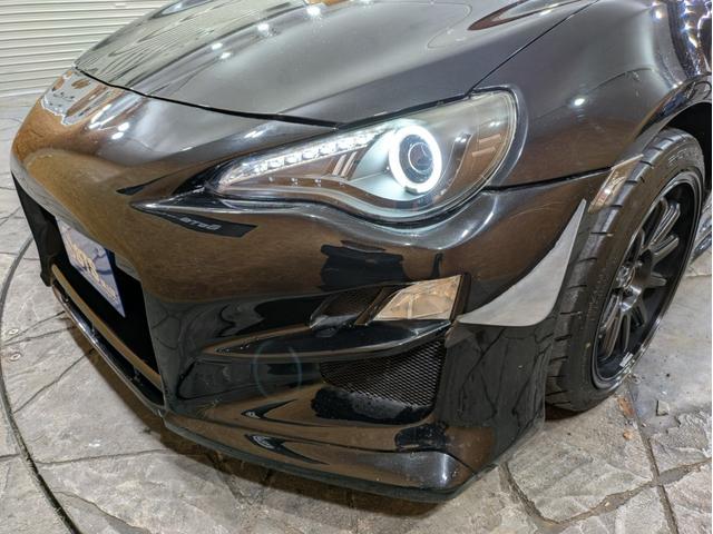 ８６ ＧＴ　社外エアロ　ＧＴウィング　ＧＲｅｄｄｙ２本出しマフラー　５ＺｉＧＥＮ１７ＡＷ　ＢＬＩＴＺタワーバー・エアクリ　社外テールライト　純正ナビ　ＤＴＶ　バックモニター　ピボットスロコン・追加メーター　ＥＴＣ（21枚目）