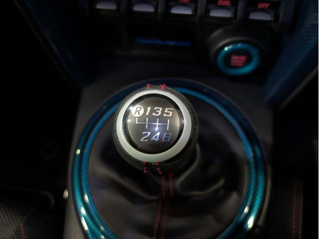 ８６ ＧＴ　社外エアロ　ＧＴウィング　ＧＲｅｄｄｙ２本出しマフラー　５ＺｉＧＥＮ１７ＡＷ　ＢＬＩＴＺタワーバー・エアクリ　社外テールライト　純正ナビ　ＤＴＶ　バックモニター　ピボットスロコン・追加メーター　ＥＴＣ（40枚目）
