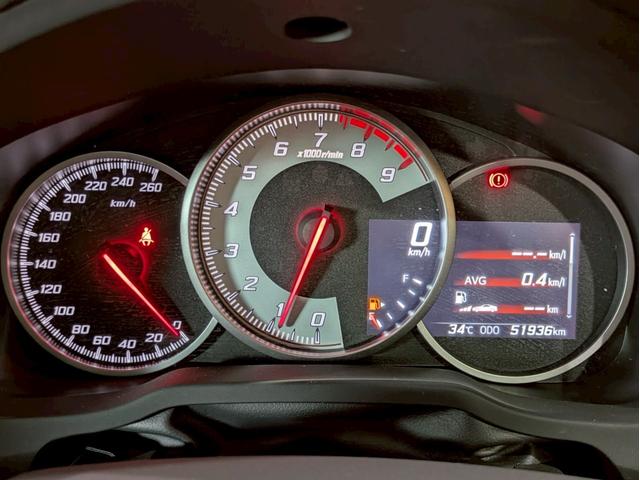 ８６ ＧＴリミテッド　ハイパフォーマンスパッケージ　ＴＲＤフロントエアロ　社外リアスポイラ　ＨＫＳ車高調　ＡＤＶＡＮ１７インチＡＷ　純正２本出しマフラー　ＬＥＤヘッドライト　フォグランプ　ハーフレザーシート　シートヒーター　オーディオ　クルコン　ＥＴＣ（30枚目）