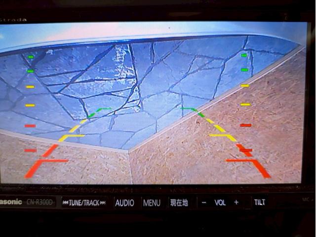 ハイラックスサーフ ＳＳＲ－Ｘ　ホワイトプレミアム　ムーンルーフ　社外４本出しマフラー　社外２０インチＡＷ　社外ＬＥＤヘッドライト　社外ナビ　デジタルＴＶ　ＢＴ接続　バックモニター　ＭＯＭＯステアリング　前後ドラレコ　社外プッシュスタート　ＥＴＣ車載器（47枚目）