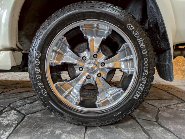 ハイラックスサーフ ＳＳＲ－Ｘ　ホワイトプレミアム　ムーンルーフ　社外４本出しマフラー　社外２０インチＡＷ　社外ＬＥＤヘッドライト　社外ナビ　デジタルＴＶ　ＢＴ接続　バックモニター　ＭＯＭＯステアリング　前後ドラレコ　社外プッシュスタート　ＥＴＣ車載器（68枚目）