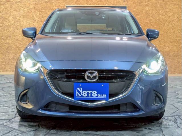 デミオ １３Ｓテーラードブラウン　特別仕様車　純正ナビ　フルセグＴＶ　ＢＴ接続　バックモニター　ＬＥＤヘッドライト　純正１５インチＡＷ　オールシーズンタイヤ　シートヒーター　ＨＵＤ　ＢＳＭ　ドラレコ　アドバンストキー　予備キー　ＥＴＣ（9枚目）