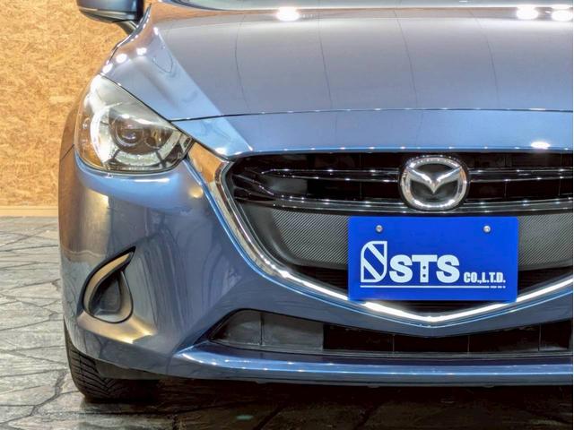 デミオ １３Ｓテーラードブラウン　特別仕様車　純正ナビ　フルセグＴＶ　ＢＴ接続　バックモニター　ＬＥＤヘッドライト　純正１５インチＡＷ　オールシーズンタイヤ　シートヒーター　ＨＵＤ　ＢＳＭ　ドラレコ　アドバンストキー　予備キー　ＥＴＣ（10枚目）