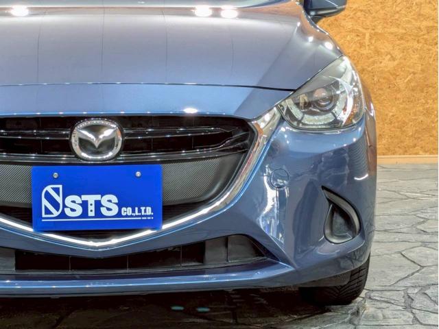 デミオ １３Ｓテーラードブラウン　特別仕様車　純正ナビ　フルセグＴＶ　ＢＴ接続　バックモニター　ＬＥＤヘッドライト　純正１５インチＡＷ　オールシーズンタイヤ　シートヒーター　ＨＵＤ　ＢＳＭ　ドラレコ　アドバンストキー　予備キー　ＥＴＣ（11枚目）