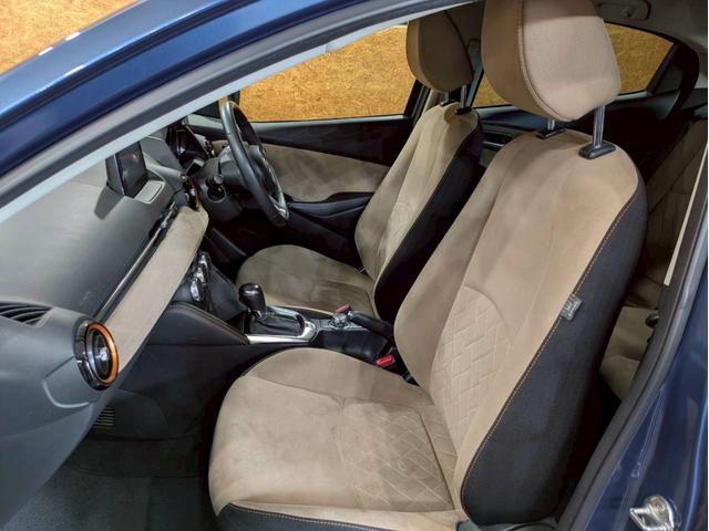 デミオ １３Ｓテーラードブラウン　特別仕様車　純正ナビ　フルセグＴＶ　ＢＴ接続　バックモニター　ＬＥＤヘッドライト　純正１５インチＡＷ　オールシーズンタイヤ　シートヒーター　ＨＵＤ　ＢＳＭ　ドラレコ　アドバンストキー　予備キー　ＥＴＣ（61枚目）