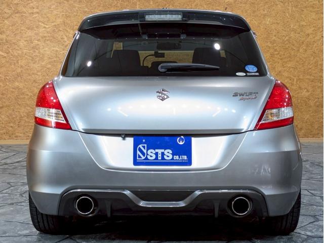 スイフトスポーツ ベースグレード　ユーザー様直接仕入　モンスタースポーツマフラー　カーボンサイドスカート　ＢＬＩＴＺ車高調　ＥＮＫＥＩ１７インチＡＷ　社外ナビ　フルセグＴＶ　ＢＴ接続　バックカメラ　ＨＩＤヘッドライト　ドラレコ　ＥＴＣ（15枚目）