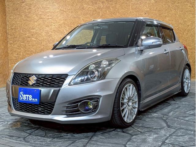スイフトスポーツ ベースグレード　ユーザー様直接仕入　モンスタースポーツマフラー　カーボンサイドスカート　ＢＬＩＴＺ車高調　ＥＮＫＥＩ１７インチＡＷ　社外ナビ　フルセグＴＶ　ＢＴ接続　バックカメラ　ＨＩＤヘッドライト　ドラレコ　ＥＴＣ（19枚目）