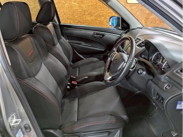 スイフトスポーツ ベースグレード　ユーザー様直接仕入　モンスタースポーツマフラー　カーボンサイドスカート　ＢＬＩＴＺ車高調　ＥＮＫＥＩ１７インチＡＷ　社外ナビ　フルセグＴＶ　ＢＴ接続　バックカメラ　ＨＩＤヘッドライト　ドラレコ　ＥＴＣ（52枚目）