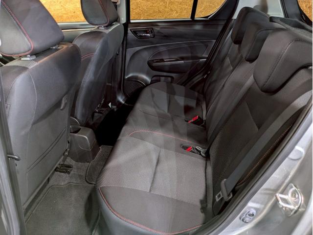 スイフトスポーツ ベースグレード　ユーザー様直接仕入　モンスタースポーツマフラー　カーボンサイドスカート　ＢＬＩＴＺ車高調　ＥＮＫＥＩ１７インチＡＷ　社外ナビ　フルセグＴＶ　ＢＴ接続　バックカメラ　ＨＩＤヘッドライト　ドラレコ　ＥＴＣ（61枚目）