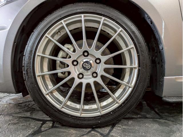 スイフトスポーツ ベースグレード　ユーザー様直接仕入　モンスタースポーツマフラー　カーボンサイドスカート　ＢＬＩＴＺ車高調　ＥＮＫＥＩ１７インチＡＷ　社外ナビ　フルセグＴＶ　ＢＴ接続　バックカメラ　ＨＩＤヘッドライト　ドラレコ　ＥＴＣ（68枚目）