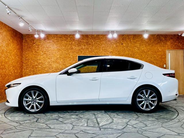 ＭＡＺＤＡ３セダン ＸＤプロアクティブ　ツーリングセレクション　ユーザー様直接仕入れ　純正ナビ　フルセグＴＶ　ＢＴ接続　アラウンドビュー　メモリ付きパワーシート　シートヒーター　純正１８アルミ　衝突軽減　コーナーセンサー　レーダークルーズ　ドラレコ　ＢＳＭ　ＥＴＣ（17枚目）