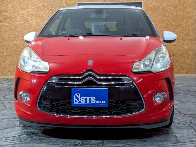 ＤＳ３ スポーツシック　ユーザー様直接仕入れ　社外ナビ　デジタルＴＶ　ＬＥＤデイライト　デイライト　フォグランプ　純正１７インチアルミ　障害物センサー　クルコン　ドラレコ　スマートキー　スペアキー　ＥＴＣ　走行５．６万キロ！（7枚目）