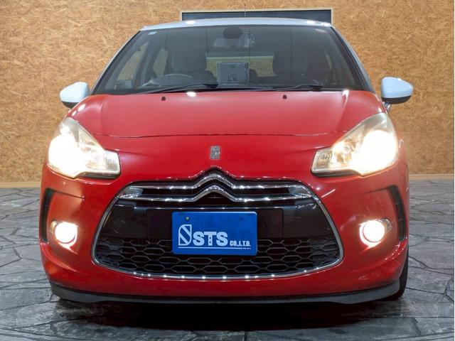 ＤＳ３ スポーツシック　ユーザー様直接仕入れ　社外ナビ　デジタルＴＶ　ＬＥＤデイライト　デイライト　フォグランプ　純正１７インチアルミ　障害物センサー　クルコン　ドラレコ　スマートキー　スペアキー　ＥＴＣ　走行５．６万キロ！（9枚目）