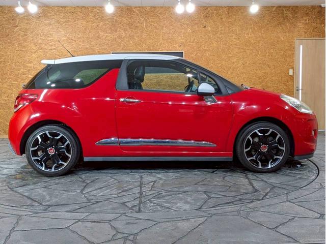 ＤＳ３ スポーツシック　ユーザー様直接仕入れ　社外ナビ　デジタルＴＶ　ＬＥＤデイライト　デイライト　フォグランプ　純正１７インチアルミ　障害物センサー　クルコン　ドラレコ　スマートキー　スペアキー　ＥＴＣ　走行５．６万キロ！（13枚目）