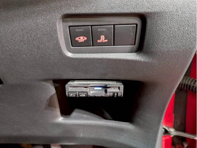 ＤＳ３ スポーツシック　ユーザー様直接仕入れ　社外ナビ　デジタルＴＶ　ＬＥＤデイライト　デイライト　フォグランプ　純正１７インチアルミ　障害物センサー　クルコン　ドラレコ　スマートキー　スペアキー　ＥＴＣ　走行５．６万キロ！（36枚目）