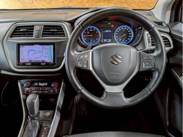 ＳＸ４ Ｓクロス ベースグレード　ユーザー様直接仕入れ　シルバールーフレール　社外ナビ　フルセグＴＶ　ＢＴ接続　バックモニター　シートヒーター　ＨＩＤライト　フォグ　純正１７アルミ　クルコン　ドラレコ　スマートキー　スペアキー　ＥＴＣ（32枚目）