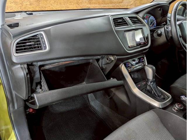 ＳＸ４ Ｓクロス ベースグレード　ユーザー様直接仕入れ　シルバールーフレール　社外ナビ　フルセグＴＶ　ＢＴ接続　バックモニター　シートヒーター　ＨＩＤライト　フォグ　純正１７アルミ　クルコン　ドラレコ　スマートキー　スペアキー　ＥＴＣ（48枚目）