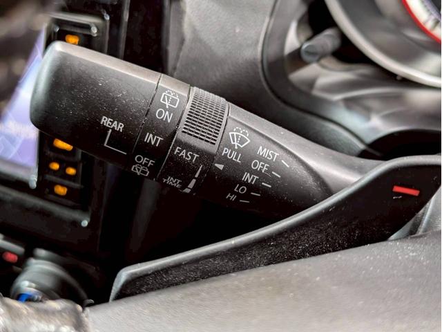 SUZUKI SWIFT HYBRID RS