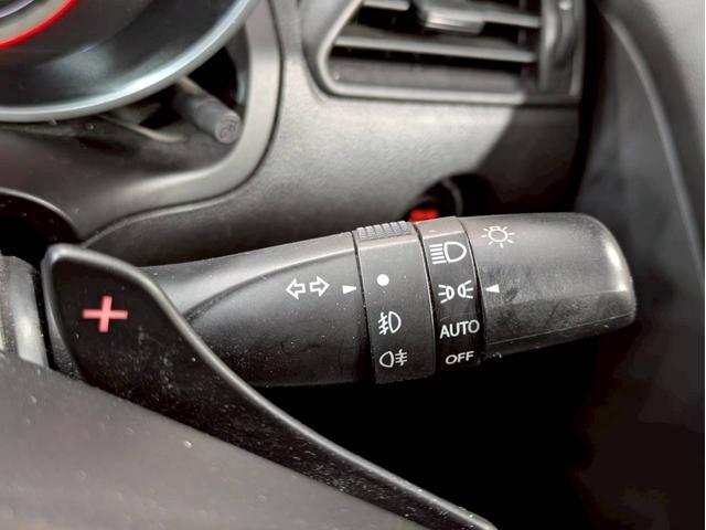 SUZUKI SWIFT HYBRID RS