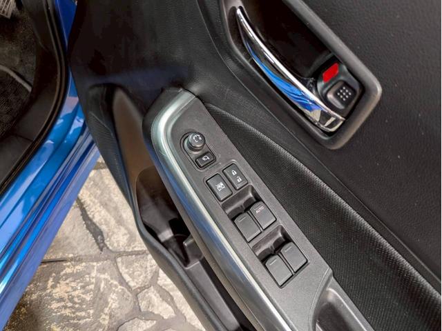 SUZUKI SWIFT HYBRID RS