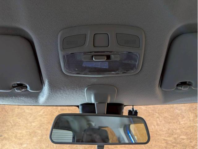 SUZUKI SWIFT HYBRID RS