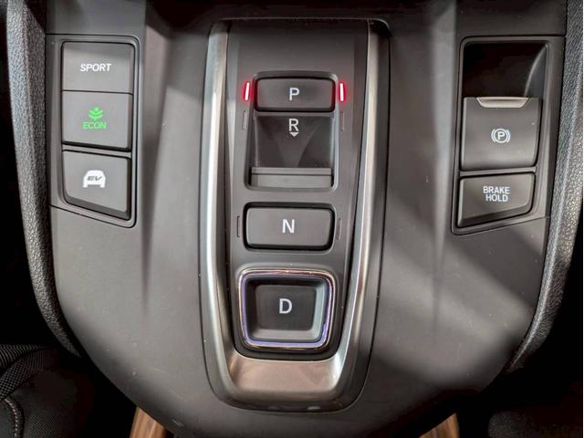 ＣＲ－Ｖハイブリッド ＥＸ　純正ナビ　フルセグＴＶ　Ｂｌｕｅｔｏｏｔｈ　バック・フロントモニター　メモリー付きパワーシート　シートヒーター　純正１８ＡＷ　ＬＥＤライト　ドラレコ　レーダークルーズ　スマートキー　スペアキー　ＥＴＣ（36枚目）