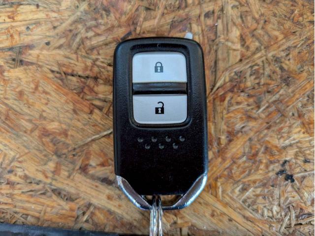 ＣＲ－Ｖハイブリッド ＥＸ　純正ナビ　フルセグＴＶ　Ｂｌｕｅｔｏｏｔｈ　バック・フロントモニター　メモリー付きパワーシート　シートヒーター　純正１８ＡＷ　ＬＥＤライト　ドラレコ　レーダークルーズ　スマートキー　スペアキー　ＥＴＣ（72枚目）